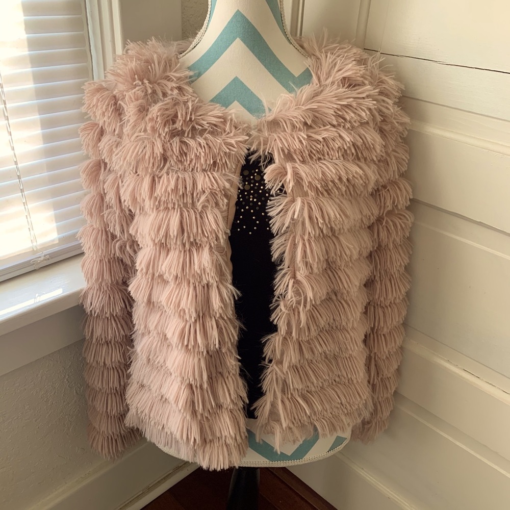 Short tasseled cardigan - Picture 2 of 5